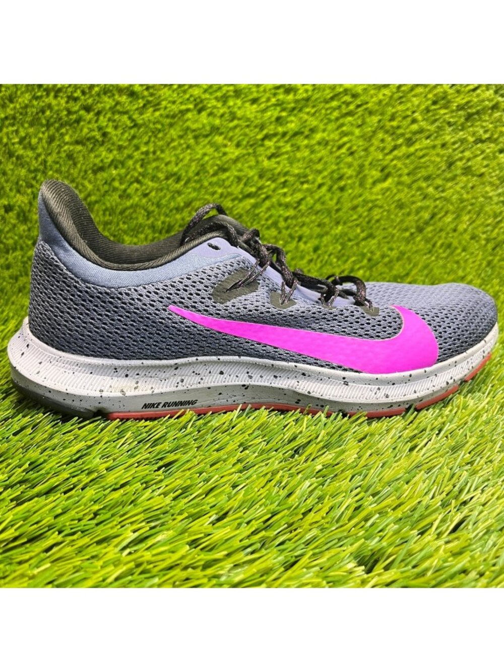 Nike Quest 2 SE Womens Size 7 Purple Pink Athletic Running Shoes Sneakers